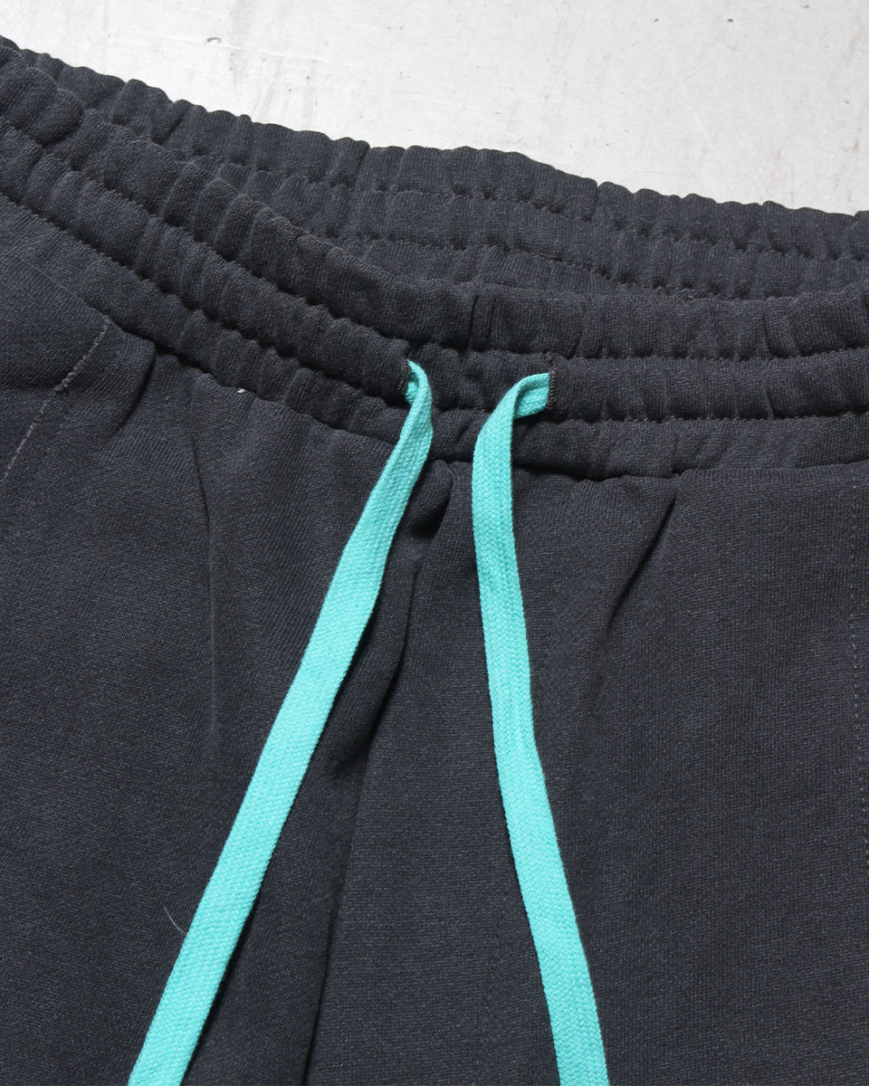 カットオフスウェットパンツ – LIBEIRO