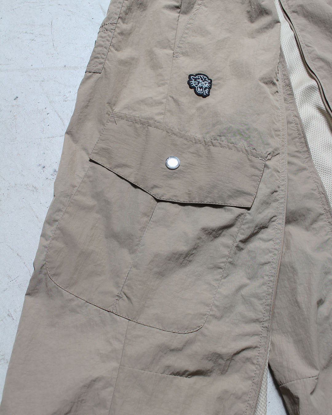 ナイロンメッシュパンツ – LIBEIRO