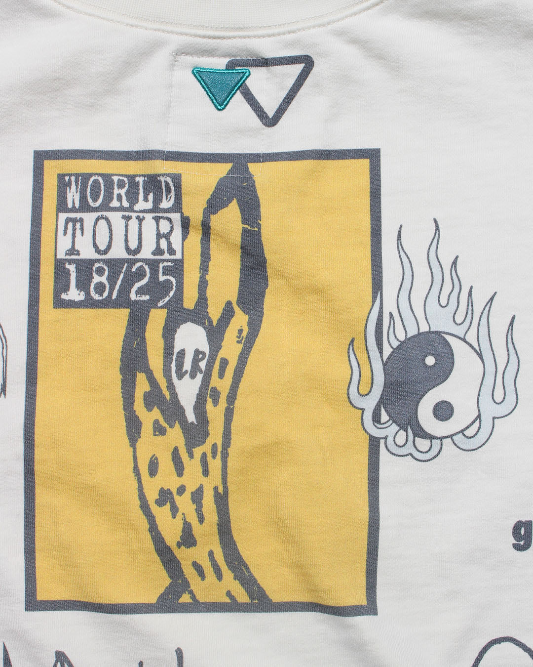 グラフィティースウェットトレーナー – LIBEIRO