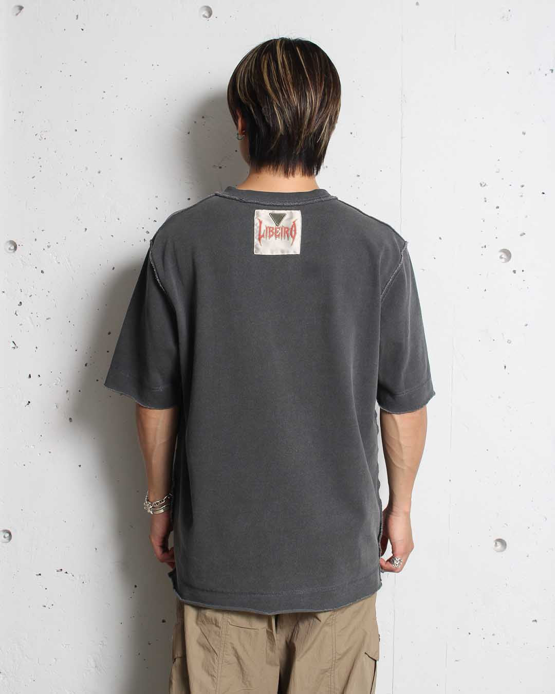 カットオフTシャツ – LIBEIRO