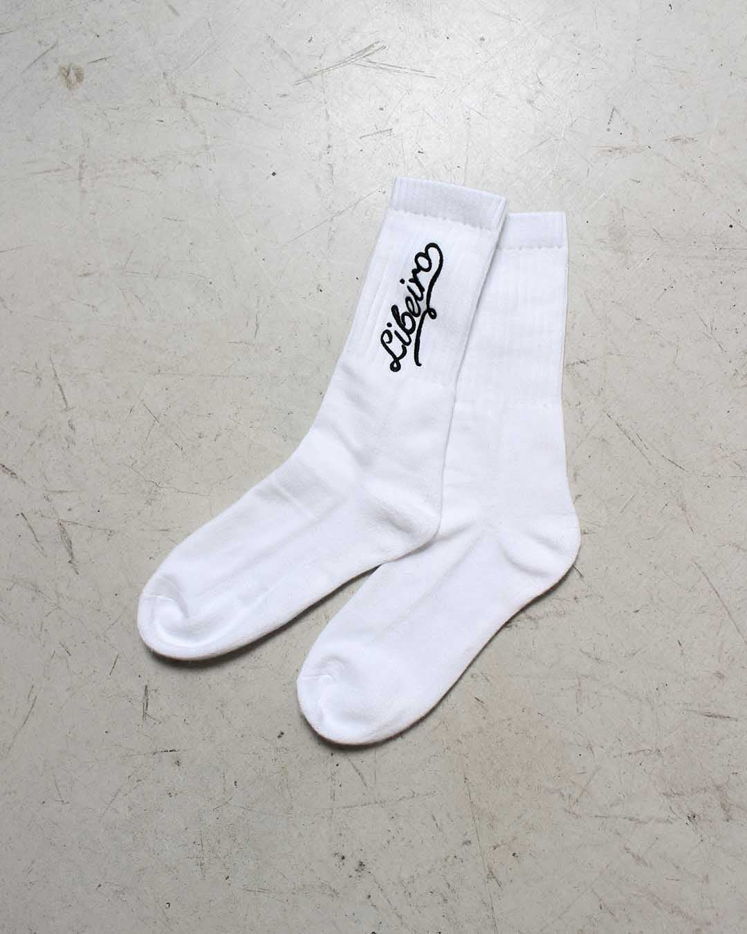ロゴ刺繍ソックス – LIBEIRO