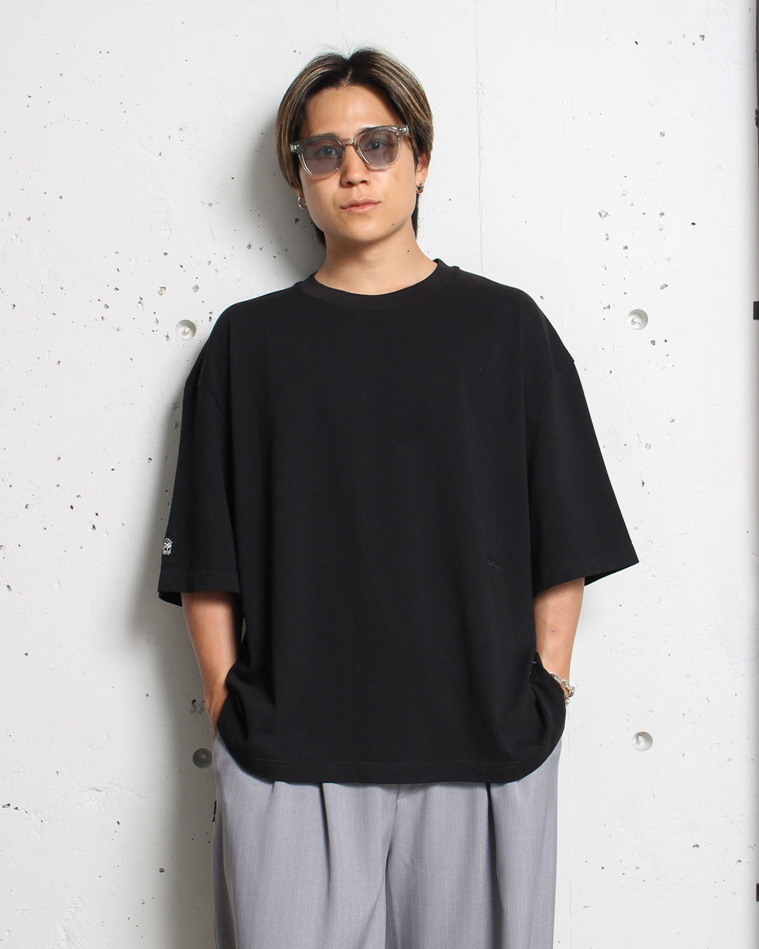 LIBEIRO リベイロ　オーバーサイズTシャツ ブラック オーバーサイズTシャツ – LIBEIRO