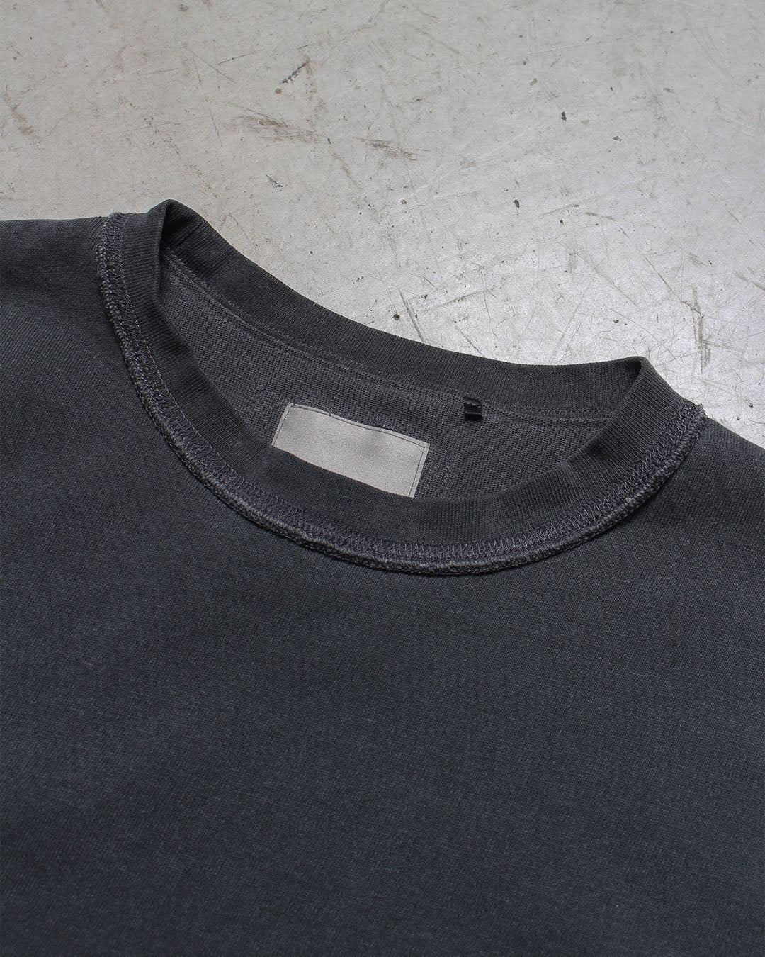 カットオフTシャツ – LIBEIRO