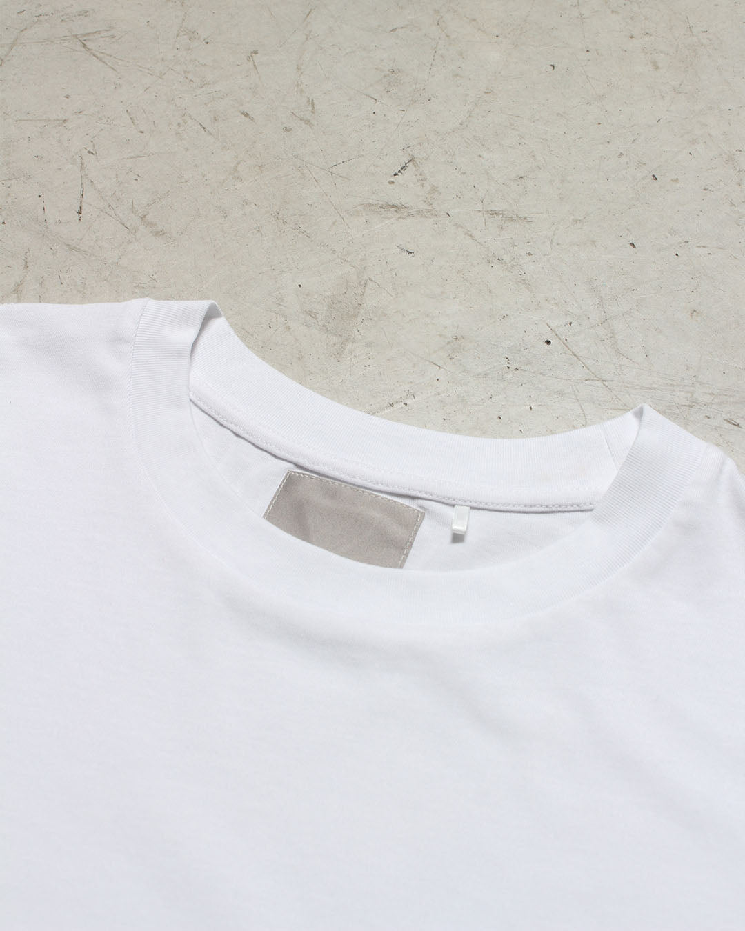 オーバーサイズTシャツ – LIBEIRO