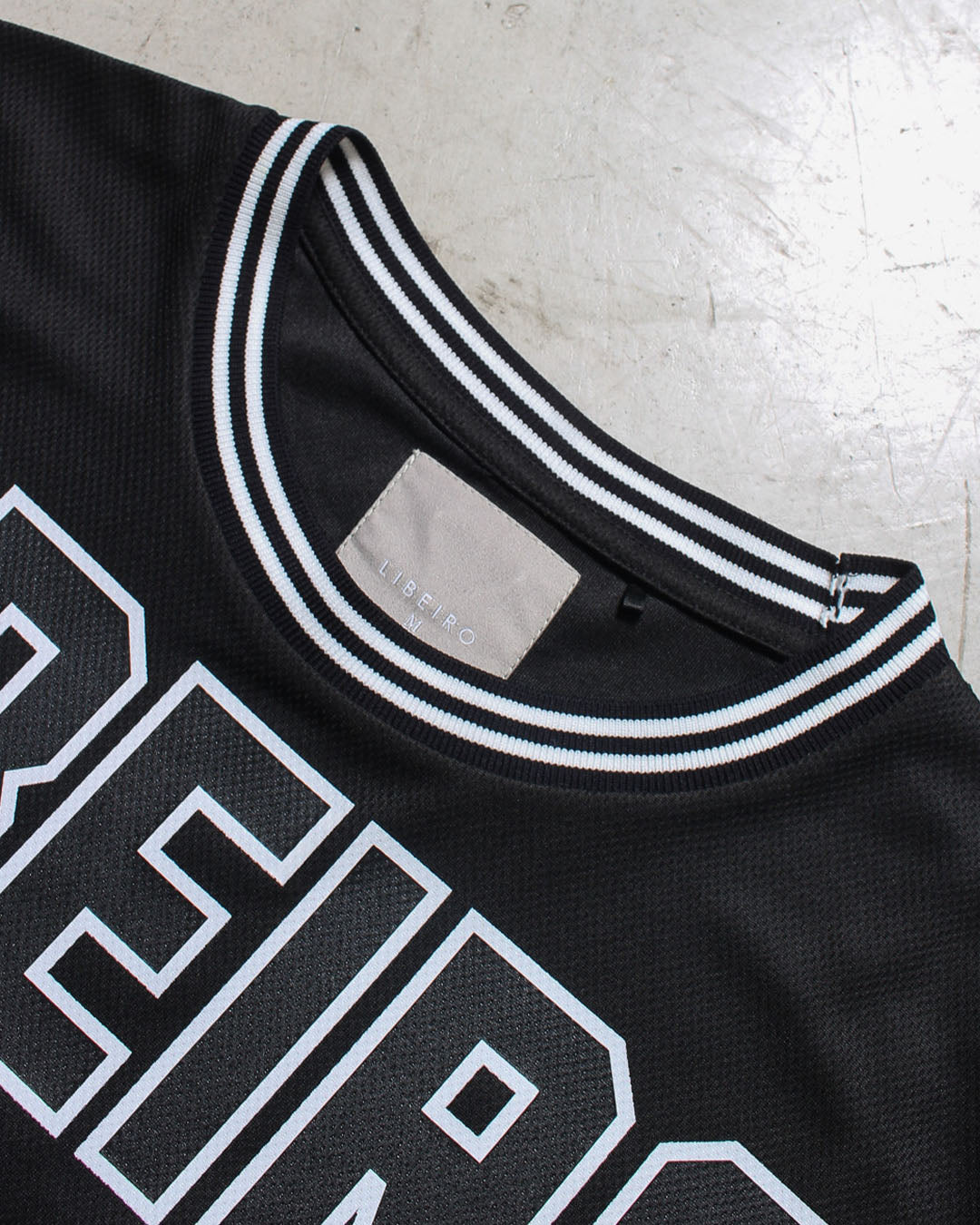 オーバーサイズメッシュTシャツ – LIBEIRO