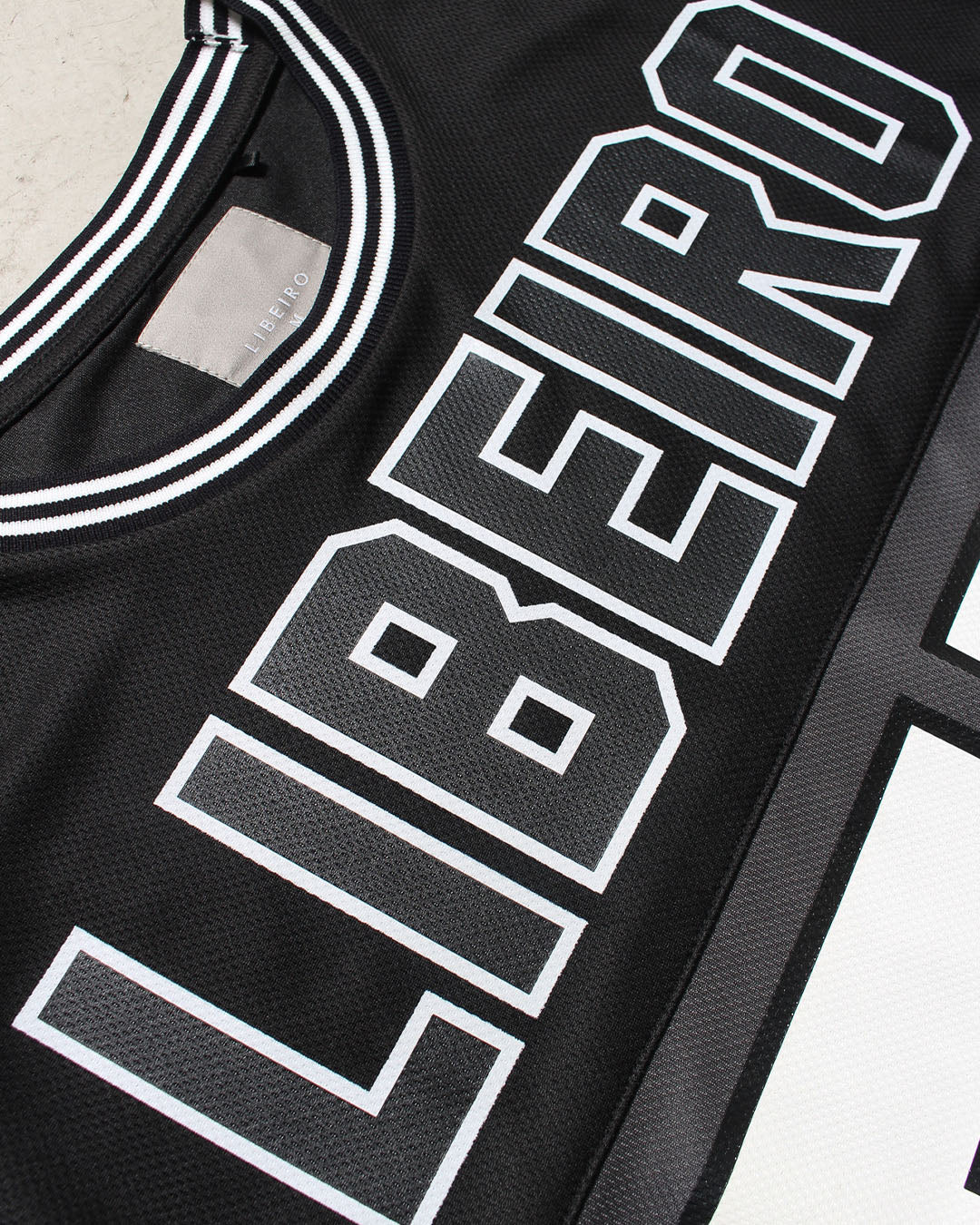 オーバーサイズメッシュTシャツ – LIBEIRO