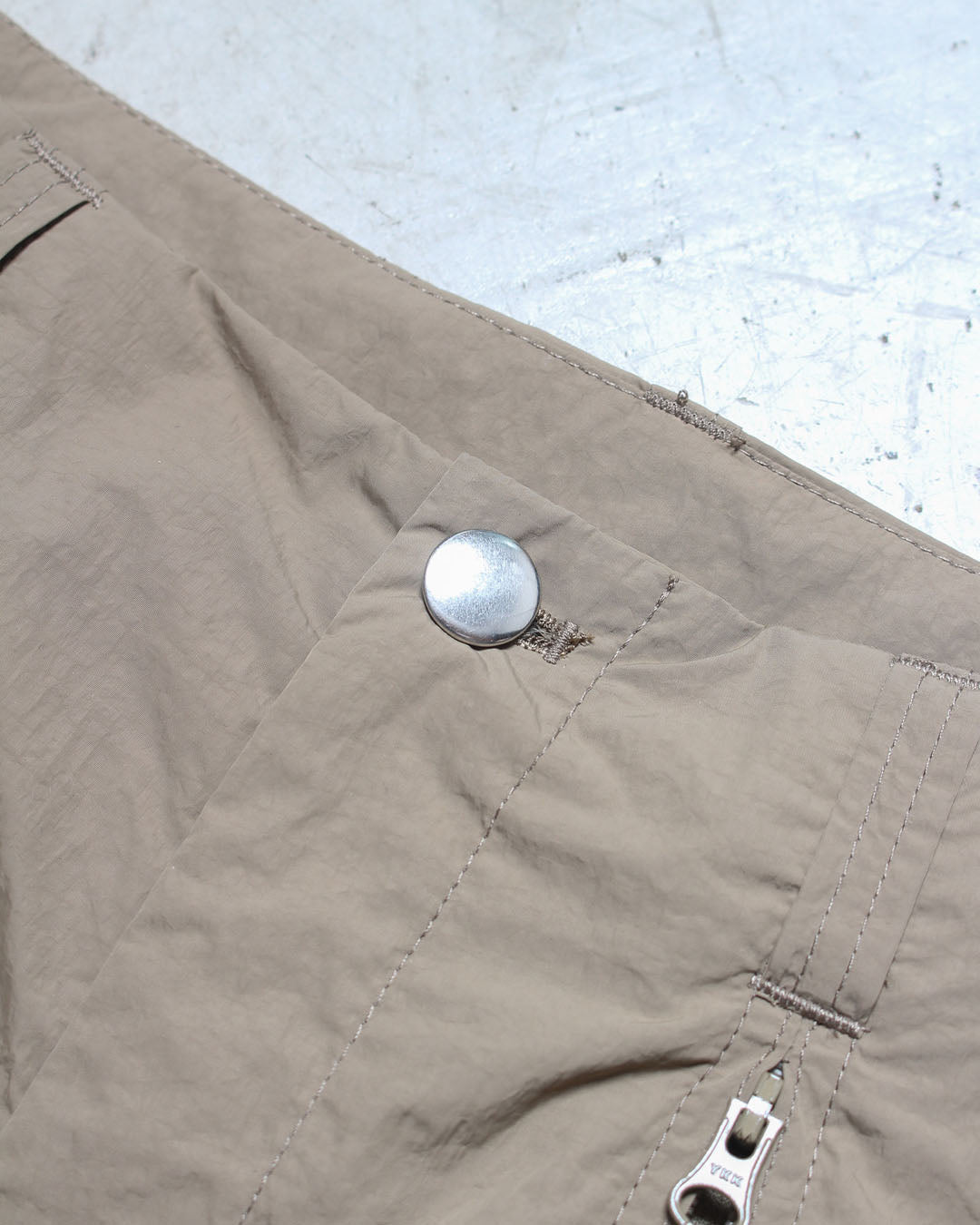 ナイロンメッシュパンツ – LIBEIRO