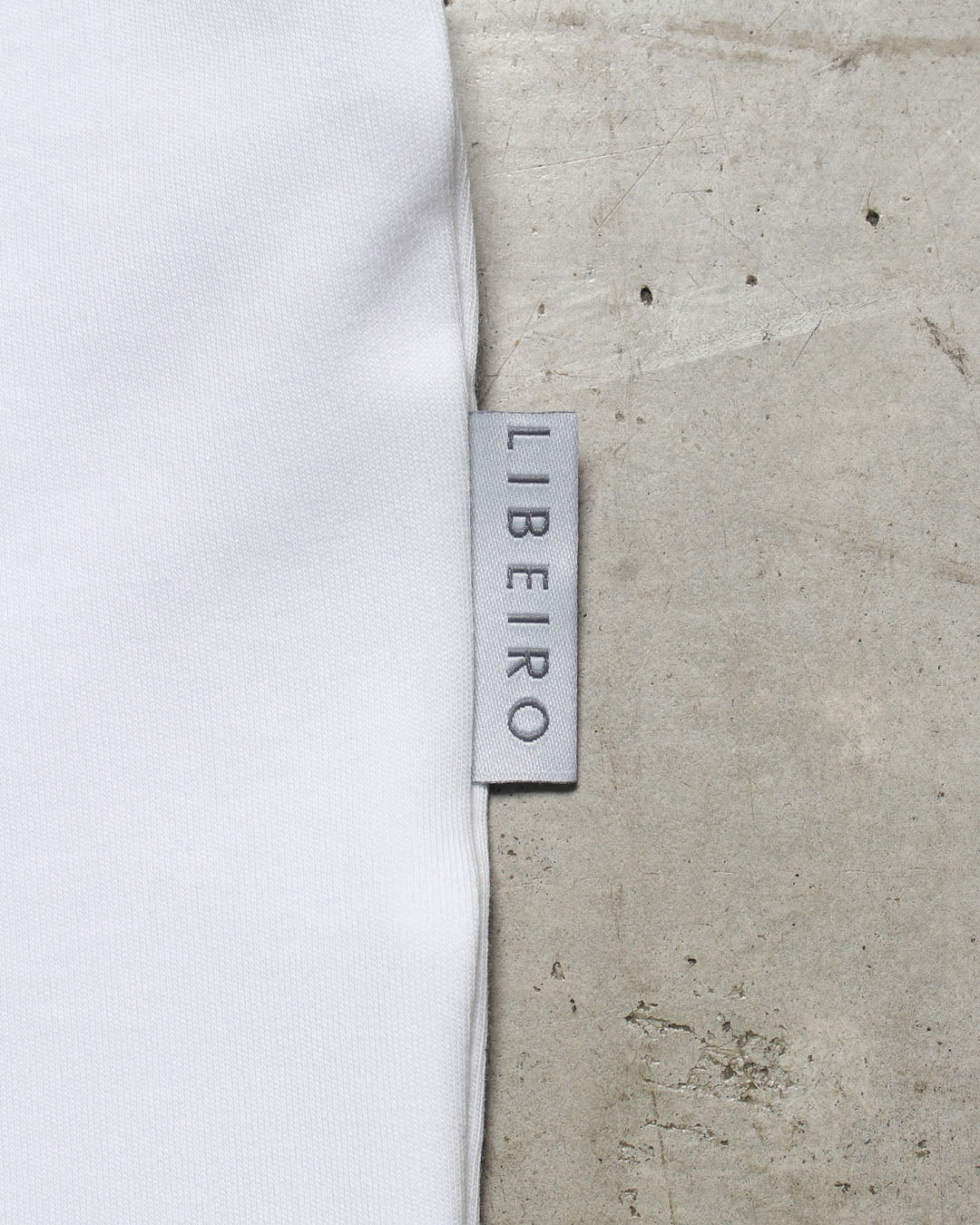 LIBEIRO×鈴木亜美メッセージTシャツ