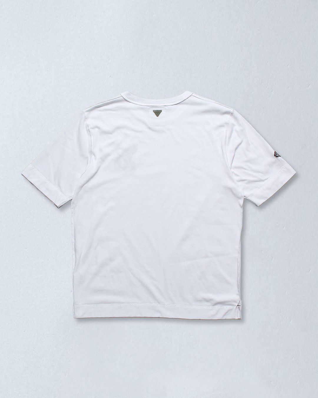 フラワーロゴTシャツ – LIBEIRO