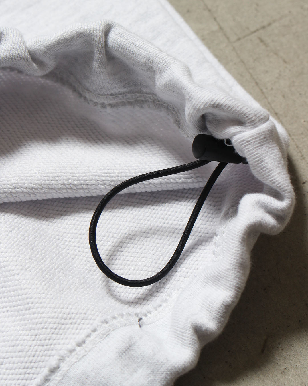 ワイドスウェットパンツ