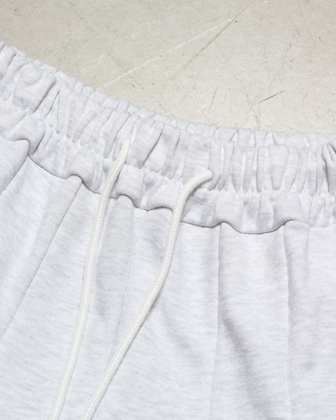 ワイドスウェットパンツ