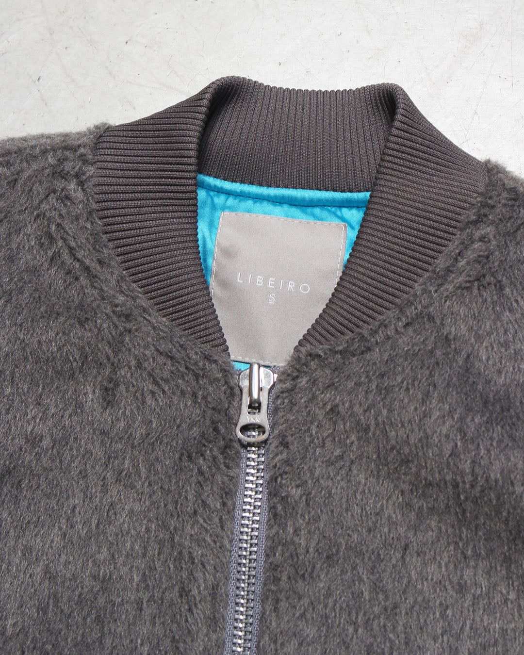 ウールボンバージャケット