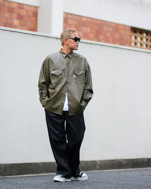 LIBEIRO レザースラックス　即完売品 フェイクレザースラックス – LIBEIRO