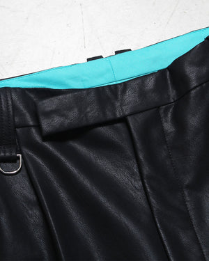 フェイクレザースラックス – LIBEIRO