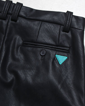 フェイクレザースラックス – LIBEIRO