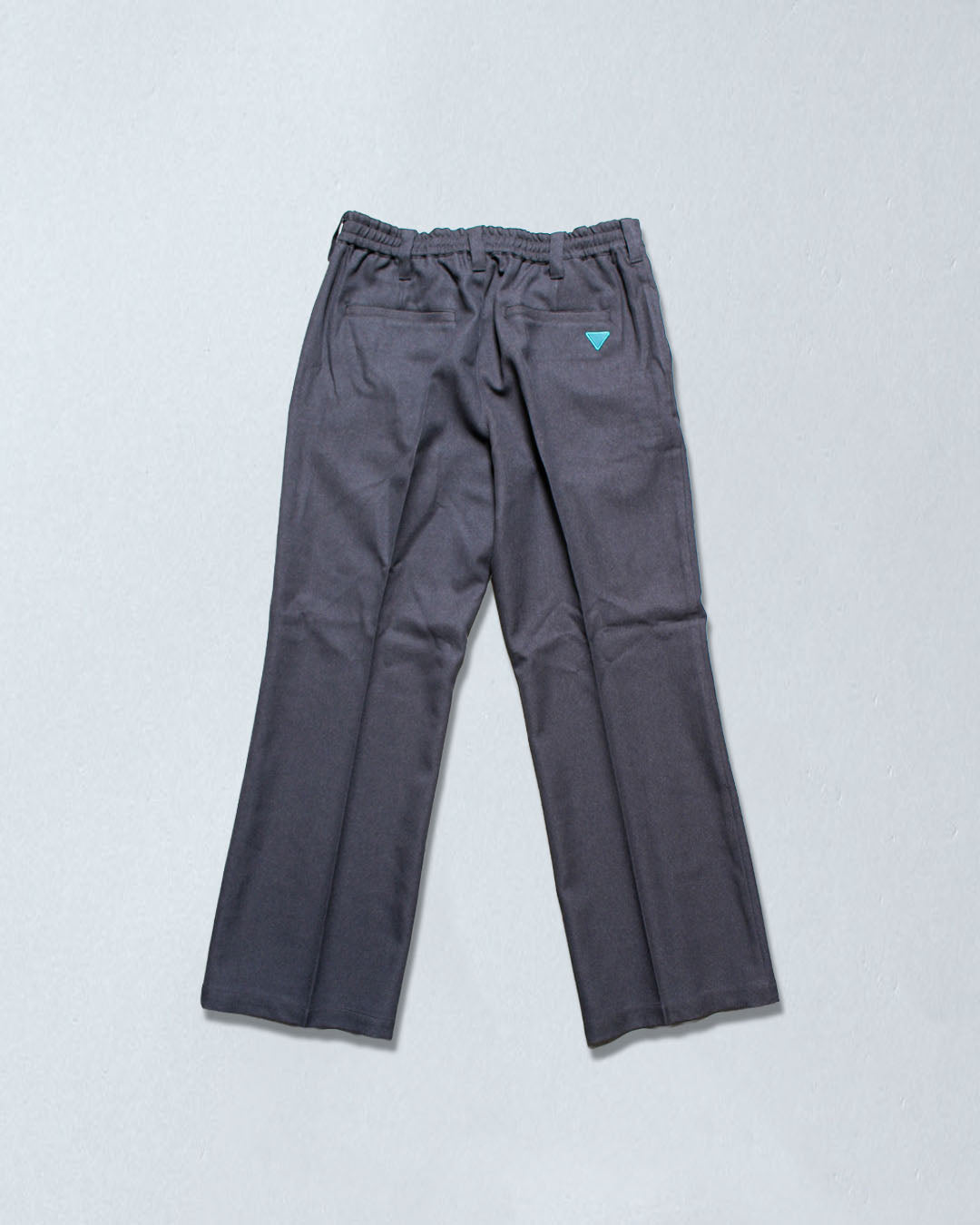 ストレートドレススラックス