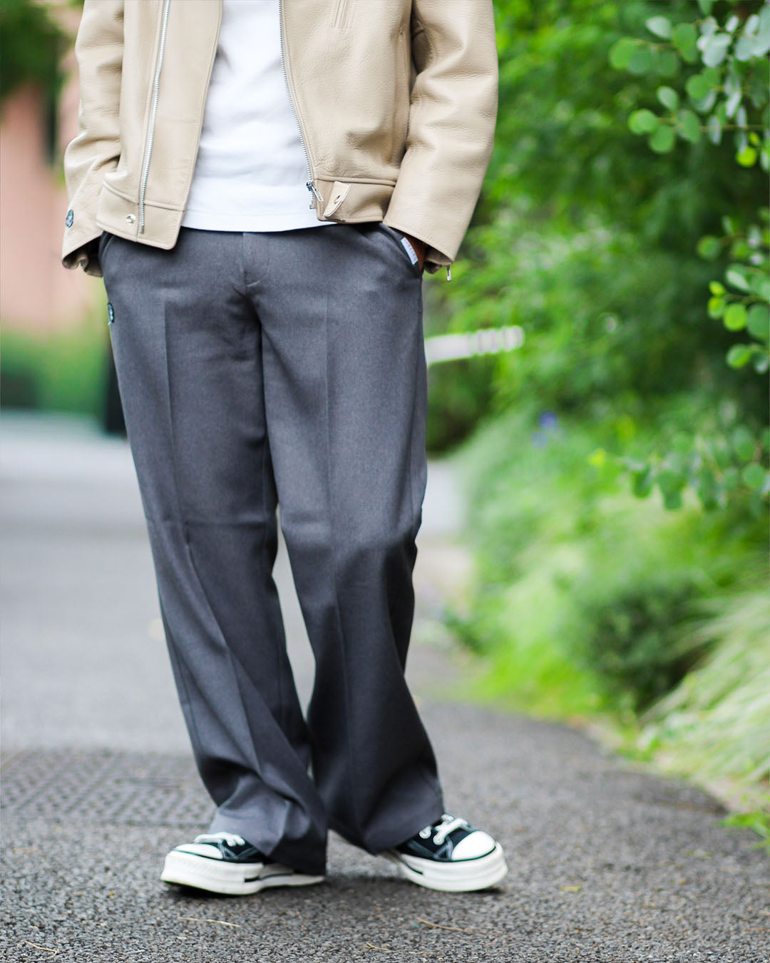 ストレートドレススラックス