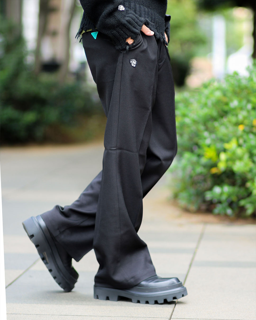 ストレートドレススラックス