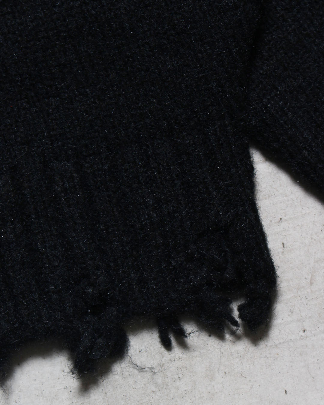 タートルネックニットセーター