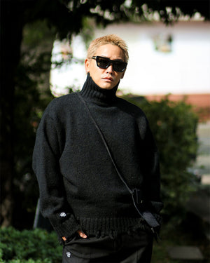 タートルネックニットセーター – LIBEIRO