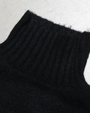 タートルネックニットセーター – LIBEIRO