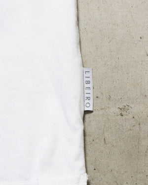 ワンポイントロゴTシャツ