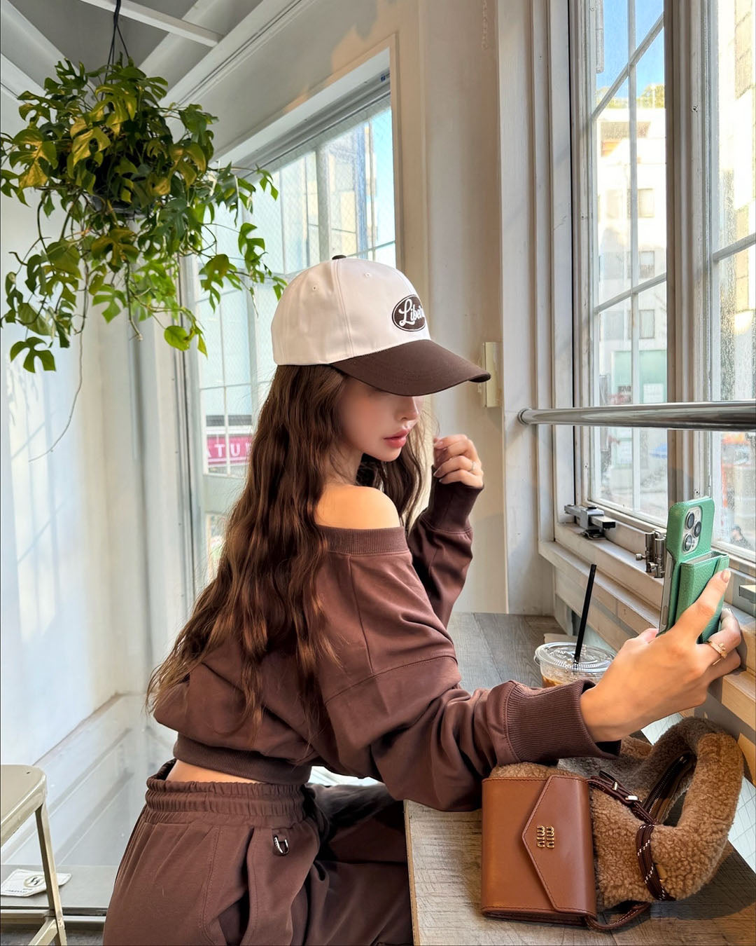 LIBEIRO×鈴木亜美コラボトップス