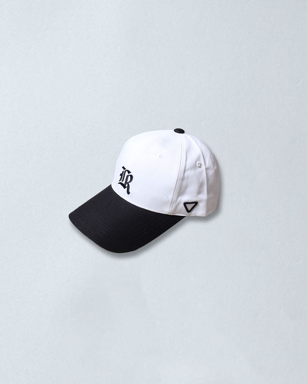 バイカラーロゴキャップ