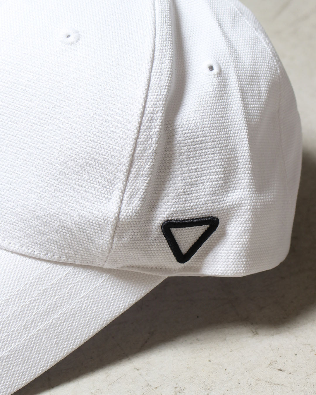 ベースボールロゴキャップ