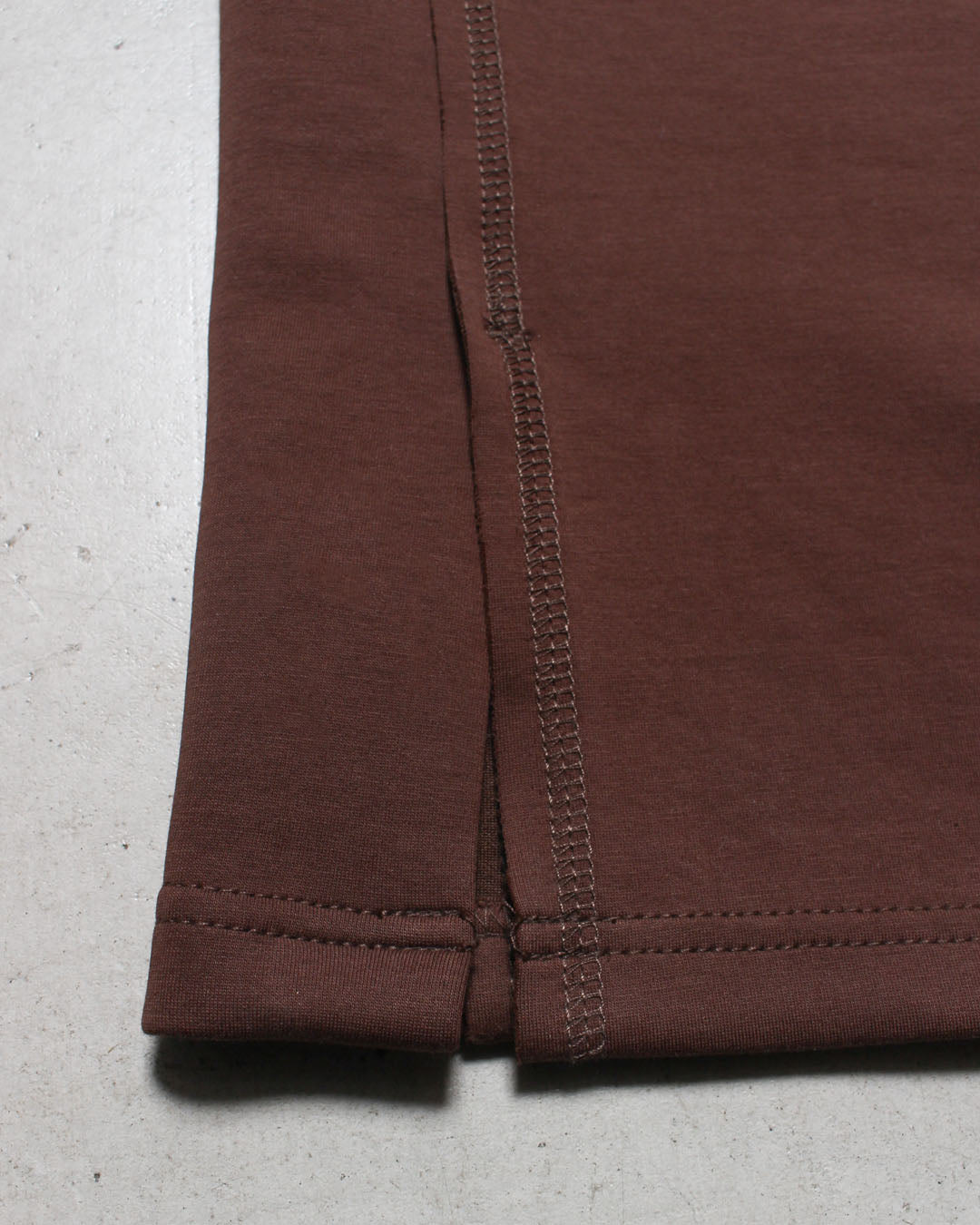 スリットリラックスパンツ