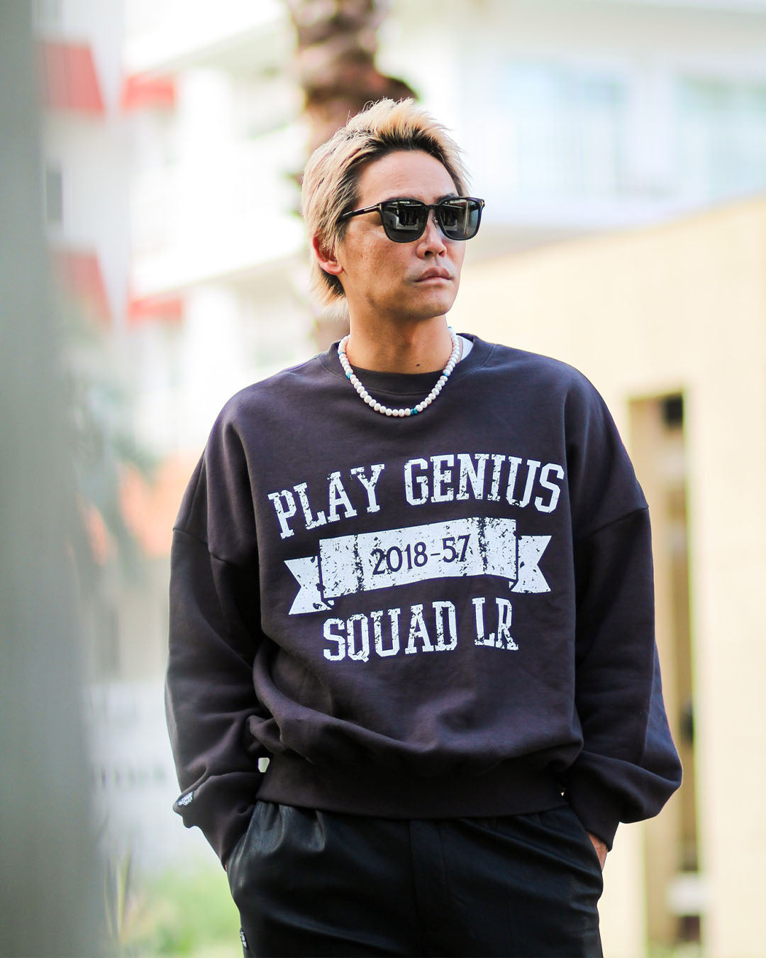 カレッジロゴトレーナー