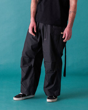 CARGO NYLON PANTS